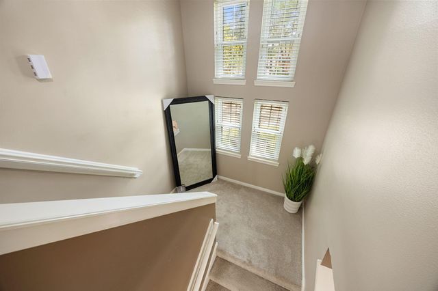 7407 Knoll Cliff Court, Houston, TX 77095