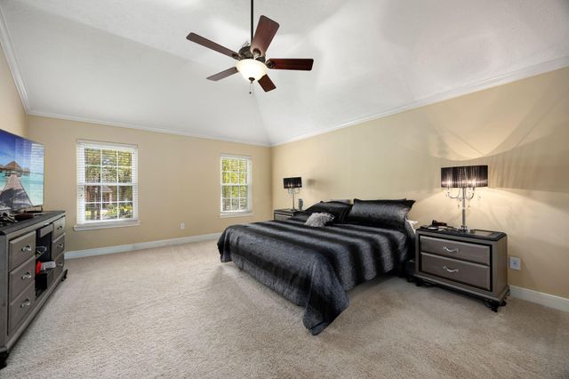 7407 Knoll Cliff Court, Houston, TX 77095