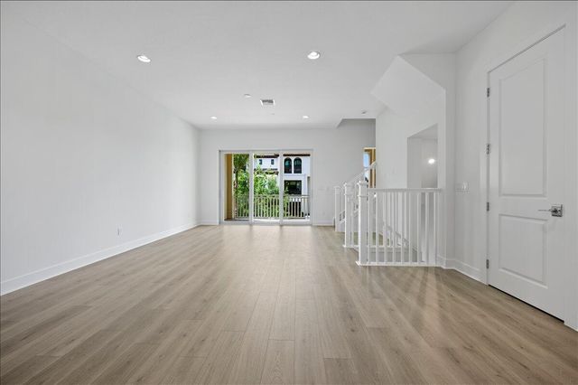 5273 Beckman Terrace, Palm Beach Gardens, FL 33418