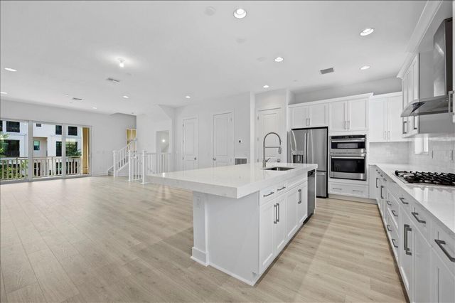 5273 Beckman Terrace, Palm Beach Gardens, FL 33418