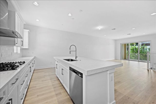 5273 Beckman Terrace, Palm Beach Gardens, FL 33418