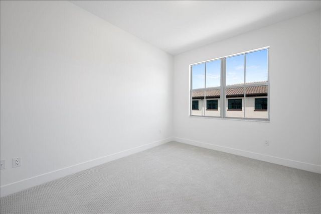 5273 Beckman Terrace, Palm Beach Gardens, FL 33418