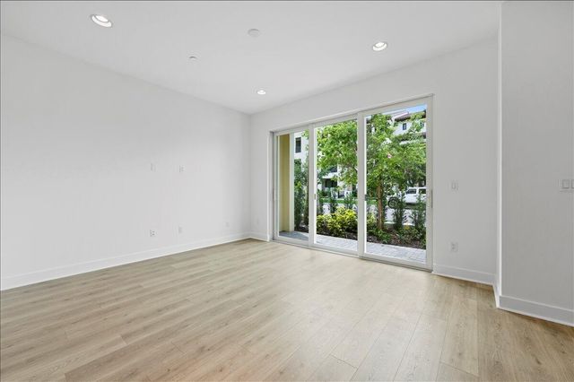 5273 Beckman Terrace, Palm Beach Gardens, FL 33418