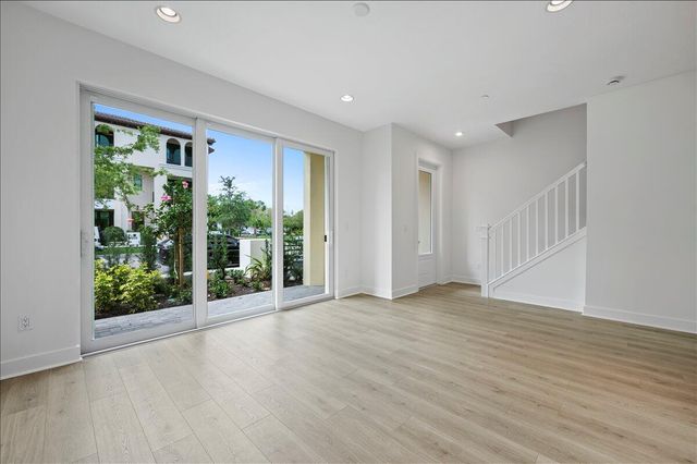 5273 Beckman Terrace, Palm Beach Gardens, FL 33418