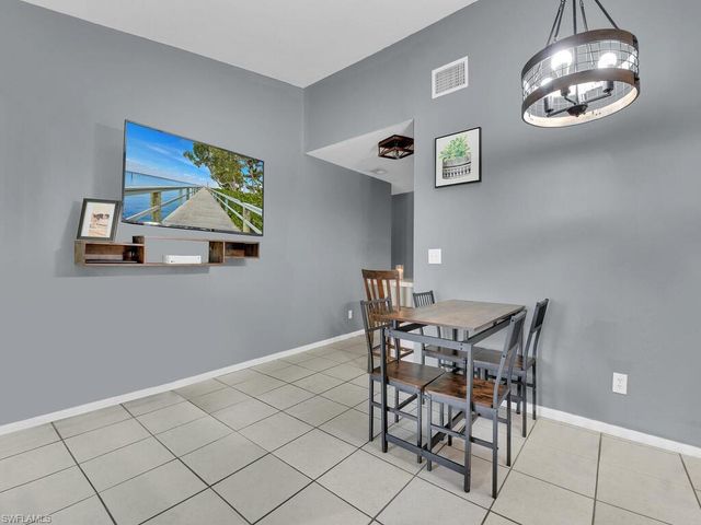 1249 SE 8th ST # 108, Cape Coral, FL 33990