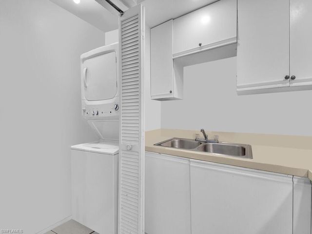 1249 SE 8th ST # 108, Cape Coral, FL 33990