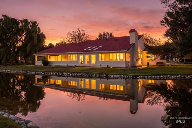 132 Los Lagos, Twin Falls, ID 83301