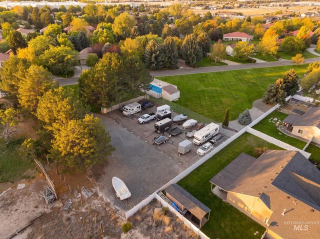 132 Los Lagos, Twin Falls, ID 83301
