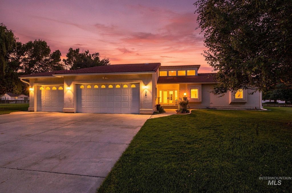 132 Los Lagos, Twin Falls, ID 83301