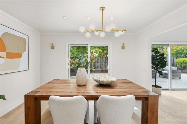 560 Trinidad Lane, Foster City, CA 94404