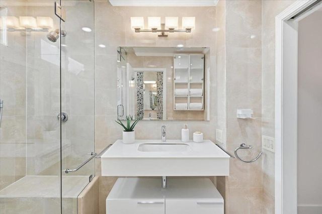 560 Trinidad Lane, Foster City, CA 94404