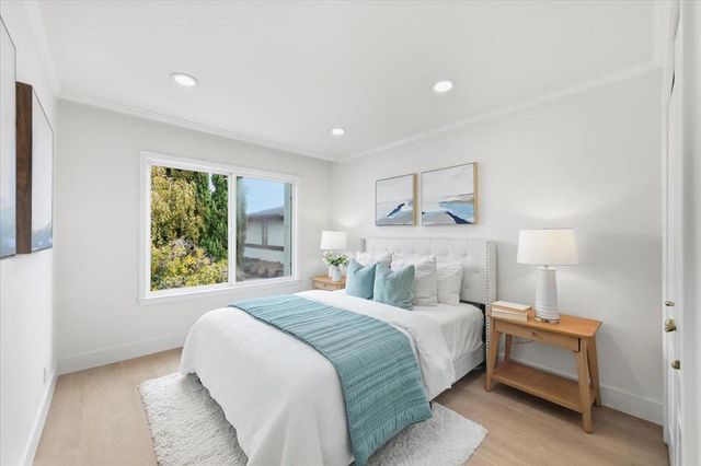 560 Trinidad Lane, Foster City, CA 94404