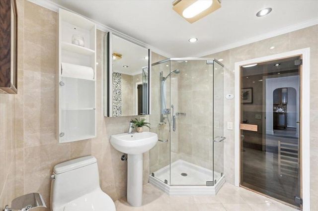 560 Trinidad Lane, Foster City, CA 94404