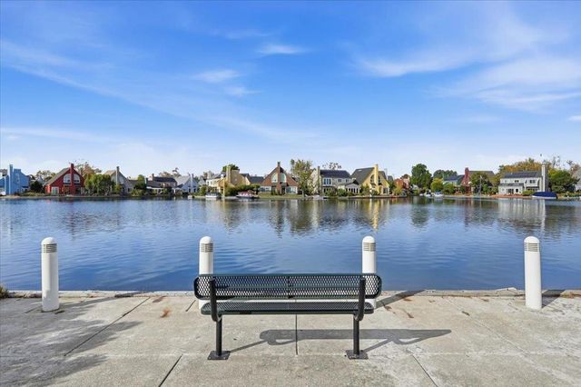 560 Trinidad Lane, Foster City, CA 94404