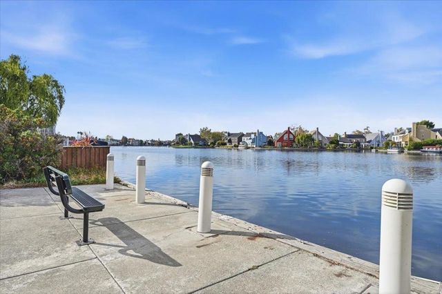 560 Trinidad Lane, Foster City, CA 94404