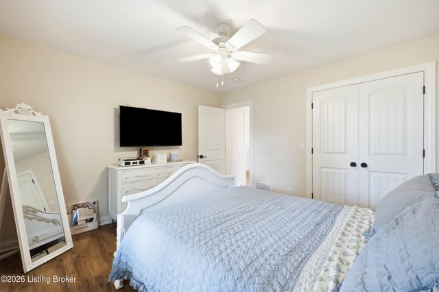 139 Wooded Glen Dr, Mt Washington, KY 40047