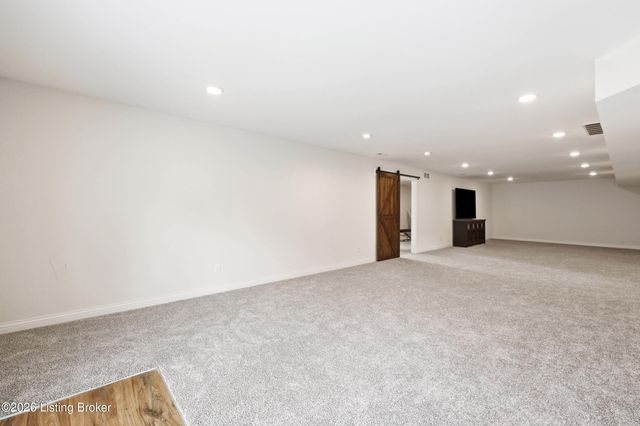 139 Wooded Glen Dr, Mt Washington, KY 40047