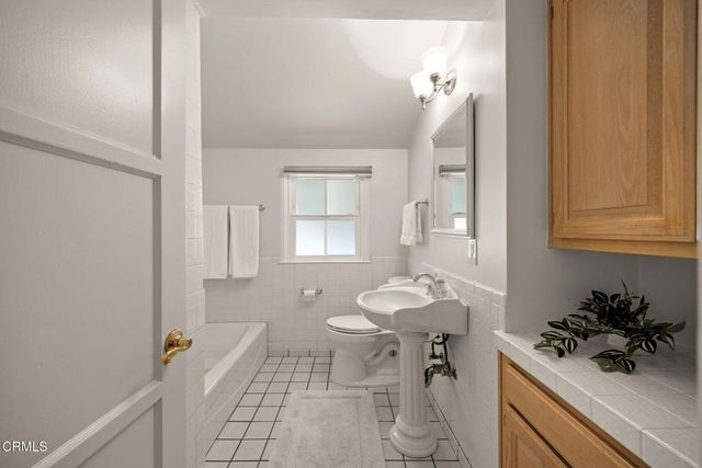 5036 Matilija Avenue, Sherman Oaks, CA 91423