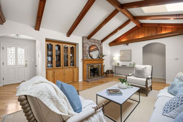 5036 Matilija Avenue, Sherman Oaks, CA 91423