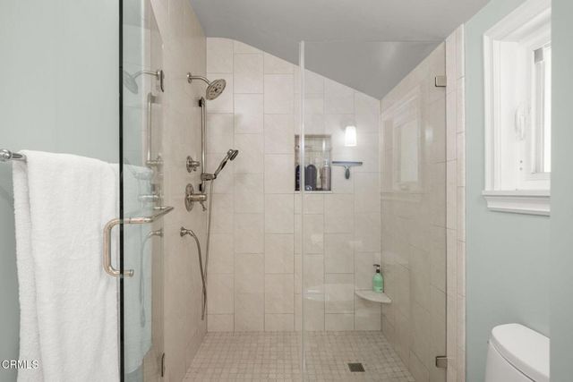 5036 Matilija Avenue, Sherman Oaks, CA 91423