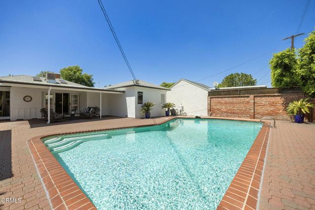 5036 Matilija Avenue, Sherman Oaks, CA 91423