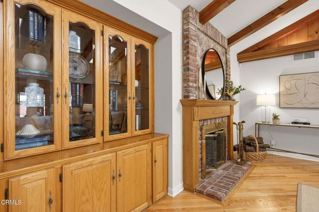 5036 Matilija Avenue, Sherman Oaks, CA 91423