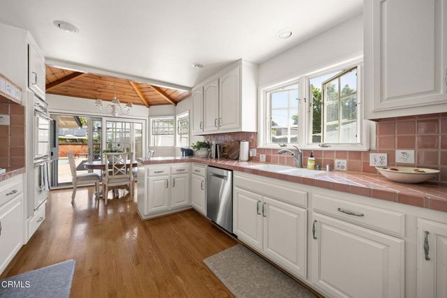 5036 Matilija Avenue, Sherman Oaks, CA 91423