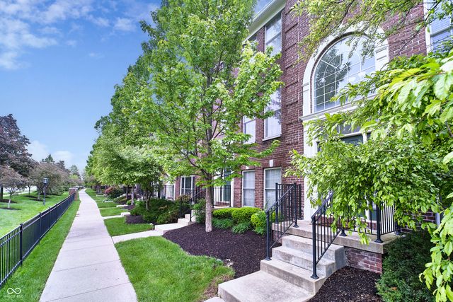 8611 N Meridian Street, Indianapolis, IN 46260