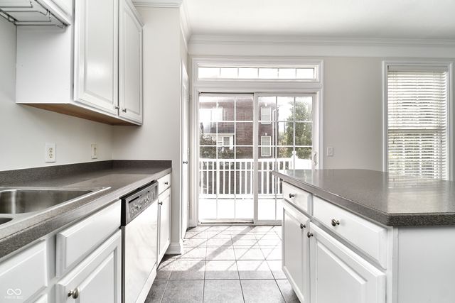 8611 N Meridian Street, Indianapolis, IN 46260