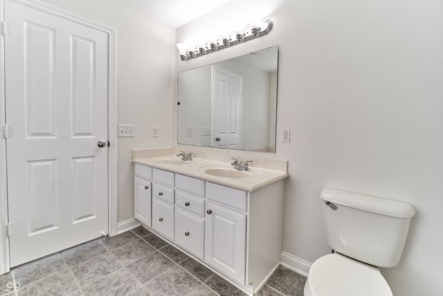 8611 N Meridian Street, Indianapolis, IN 46260