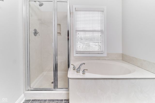 8611 N Meridian Street, Indianapolis, IN 46260