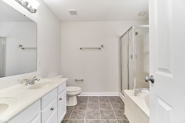 8611 N Meridian Street, Indianapolis, IN 46260