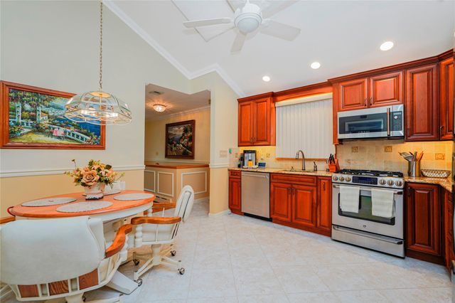 389 Sycamore Street, Staten Island, NY 10312