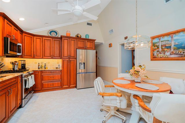 389 Sycamore Street, Staten Island, NY 10312