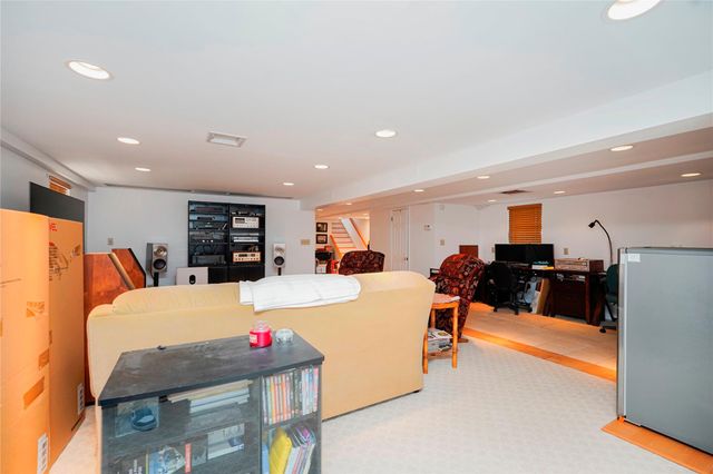 389 Sycamore Street, Staten Island, NY 10312