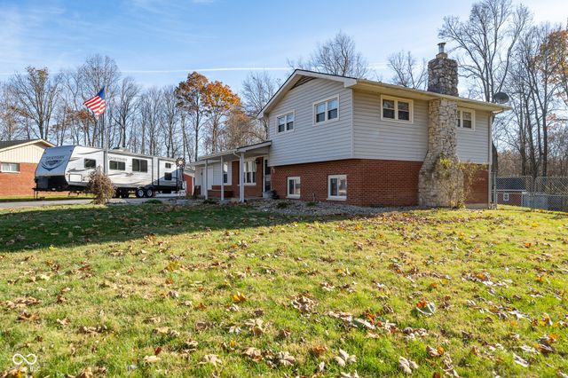 222 Westwood Road, Fillmore, IN 46128