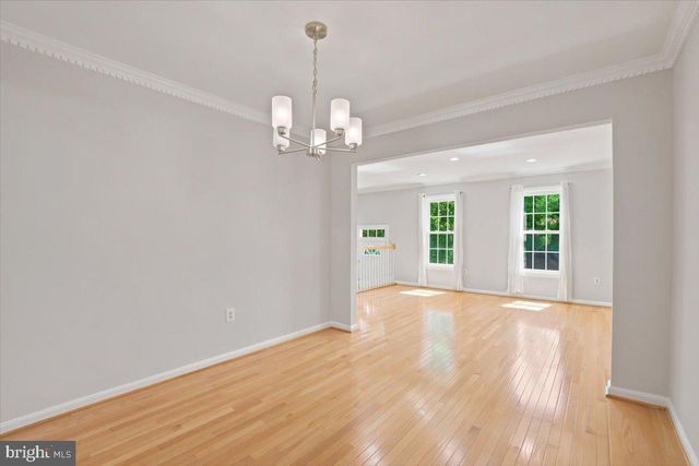 2004 GALLOWS TREE LN, Vienna, VA 22182
