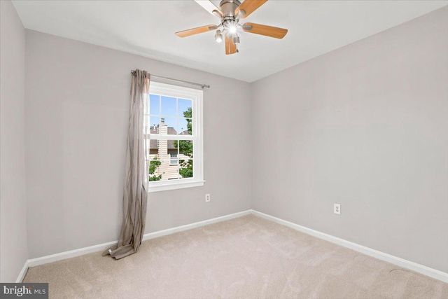2004 GALLOWS TREE LN, Vienna, VA 22182