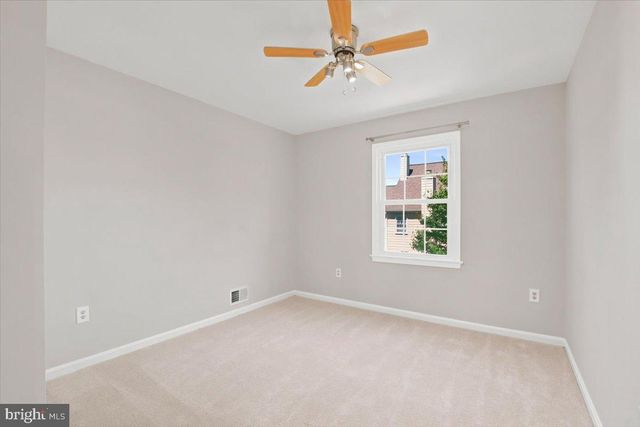 2004 GALLOWS TREE LN, Vienna, VA 22182