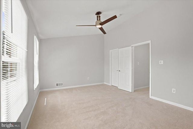 2004 GALLOWS TREE LN, Vienna, VA 22182