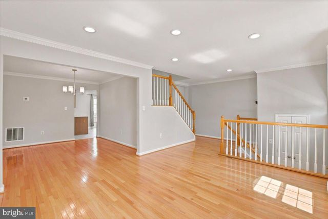 2004 GALLOWS TREE LN, Vienna, VA 22182