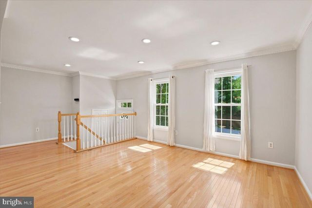 2004 GALLOWS TREE LN, Vienna, VA 22182