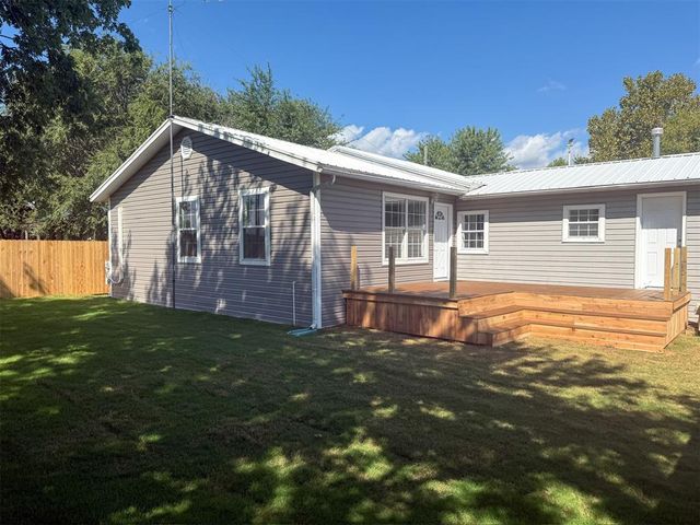 218 Meadowlark Lane, Fort Cobb, OK 73038