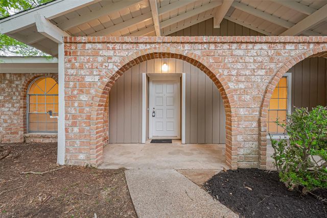 3214 Three Pines Drive, Houston, TX 77339