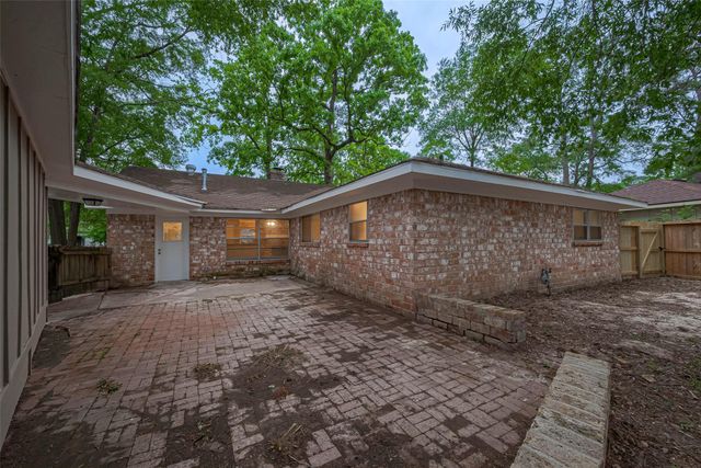 3214 Three Pines Drive, Houston, TX 77339