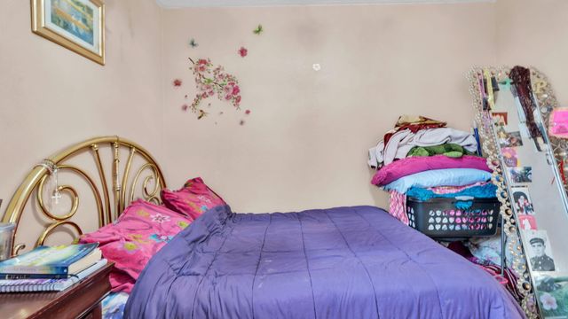 10408 Teal Road SW, Albuquerque, NM 87121