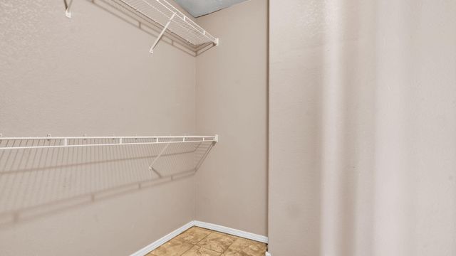 10408 Teal Road SW, Albuquerque, NM 87121