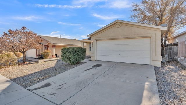 10408 Teal Road SW, Albuquerque, NM 87121