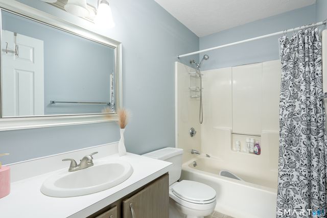 217 Adams Hill Way 217, East Windsor, CT 06088