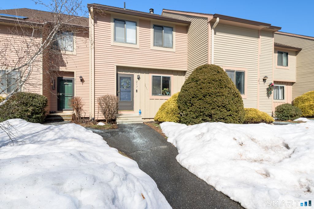 217 Adams Hill Way 217, East Windsor, CT 06088